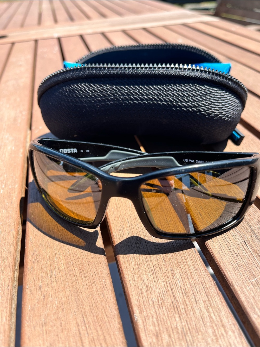 Costa Men’s Blackfin Polarized Sunglasses - Black Frame